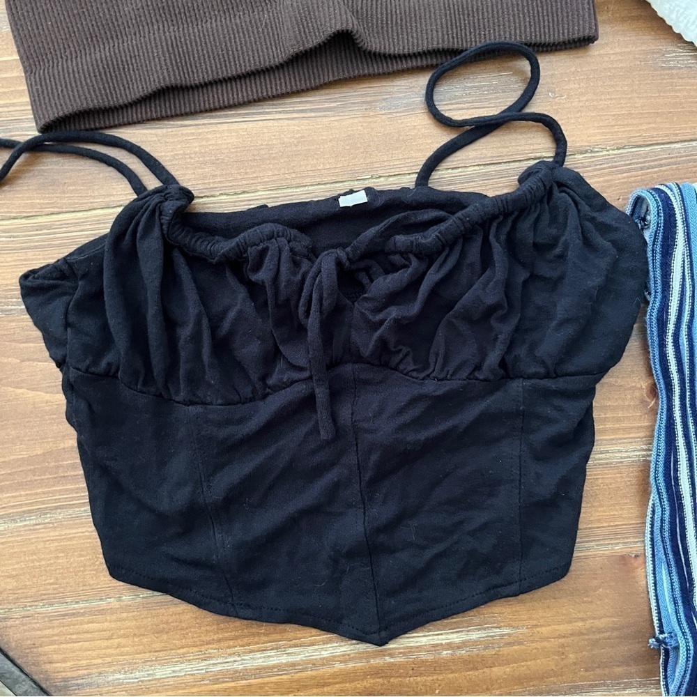 Bundle XS & S tops. - Picture 6 of 6